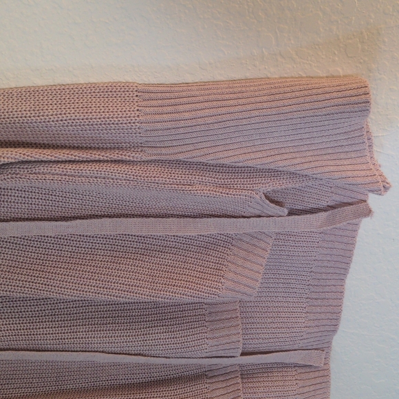 BLVD Knit Lace Front Tunic asymmetric hem Sz: S/M NWT - Picture 4 of 10